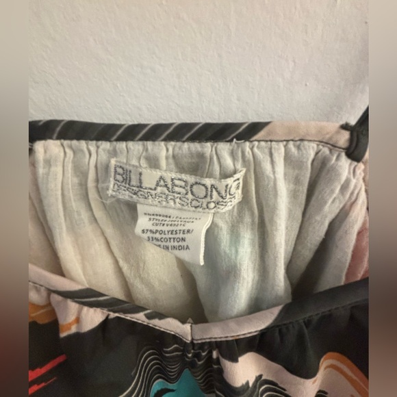 Billabong Spaghetti Strap Flowy Lined Tank Top, Size Large. Geometric Pattern. - Picture 4 of 8